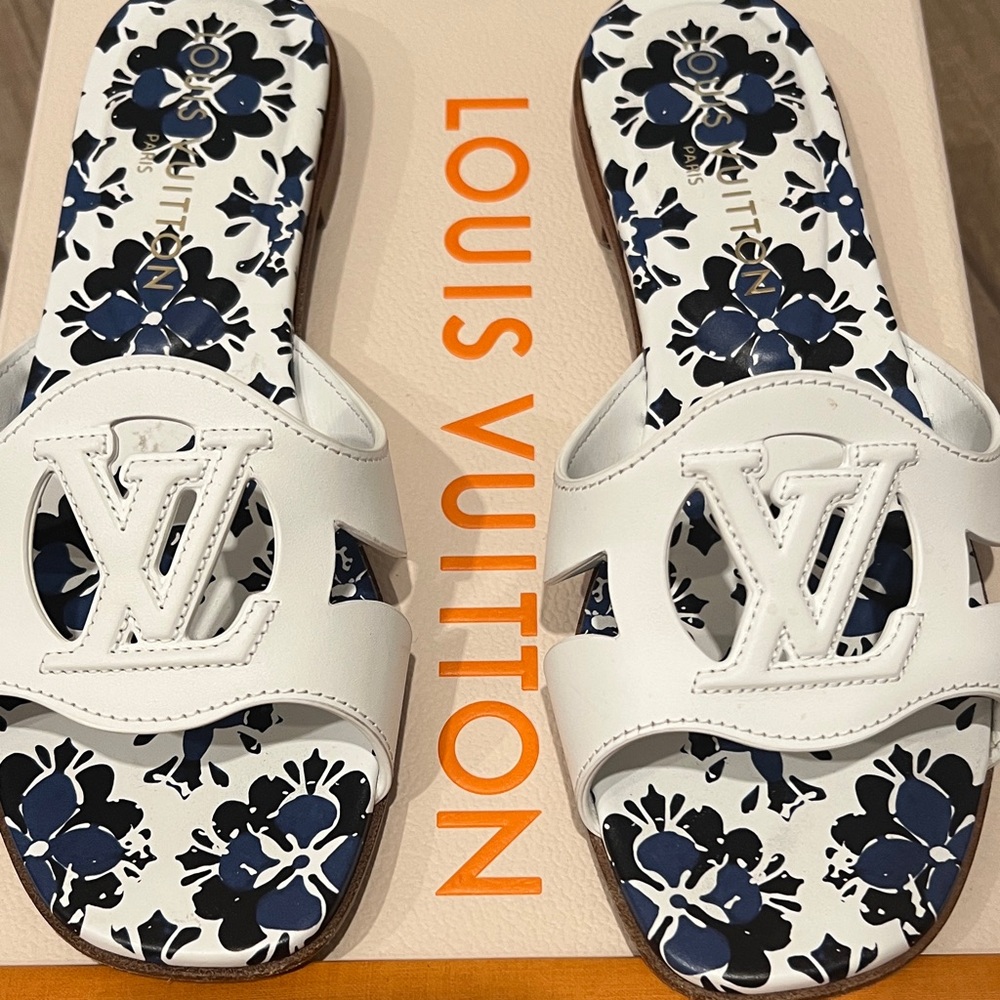 Louis Vuitton White Isola Sandals - Size 36.5